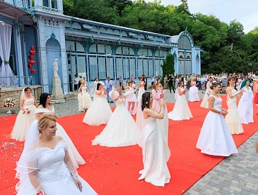 Забег невест прошёл в Железноводске 